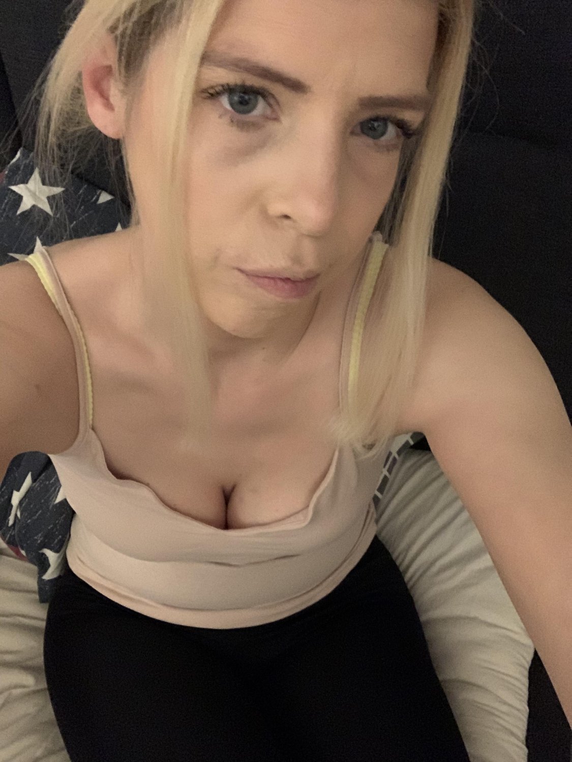 Linda Webslut #iC8yf9cO