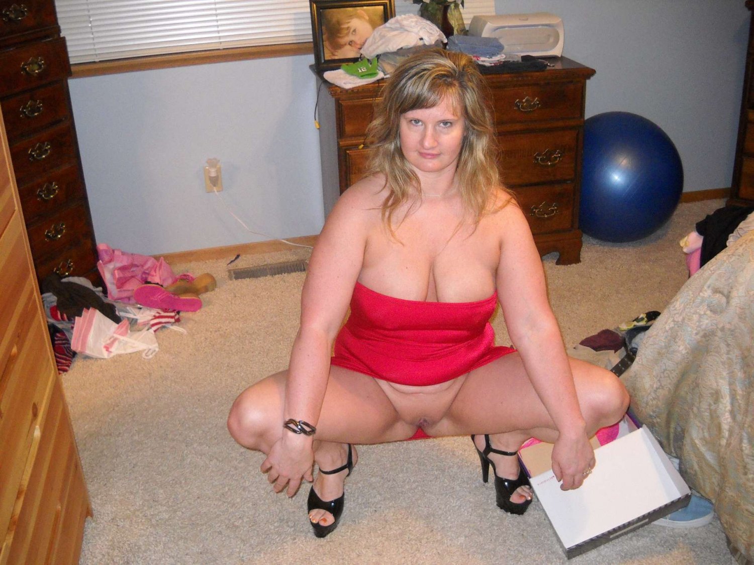 Holly Webslut #7nH6iYSw
