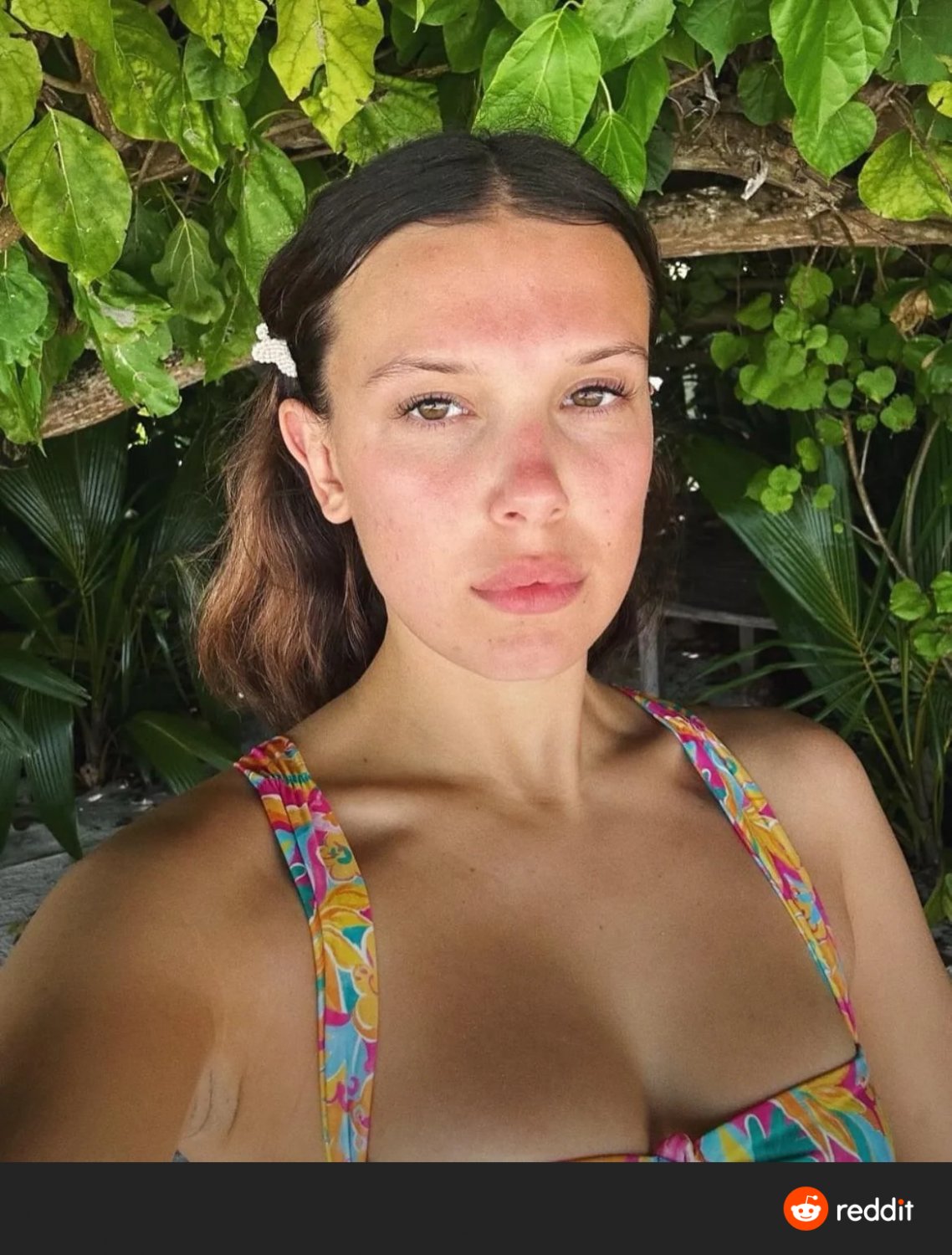 Tô hipnotizado nessa mulher caralho como ela consegue ser tão maravilhoso assim.virei Starker dela #APoC5LiB