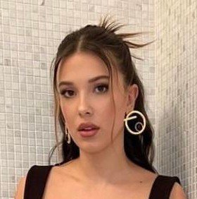 Tô hipnotizado nessa mulher caralho como ela consegue ser tão maravilhoso assim.virei Starker dela #Vg1lRcju