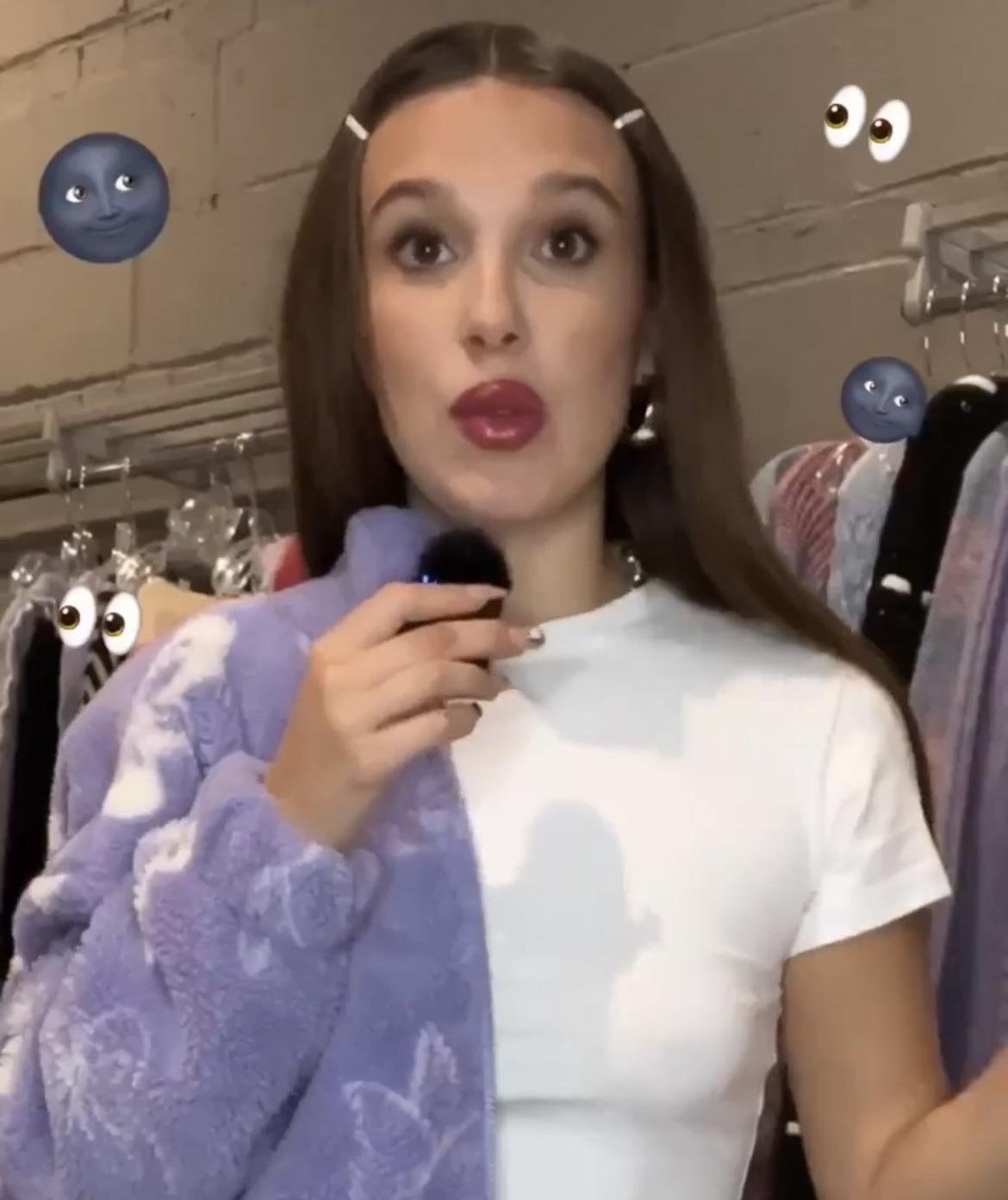Tô hipnotizado nessa mulher caralho como ela consegue ser tão maravilhoso assim.virei Starker dela #rHKQZNHH