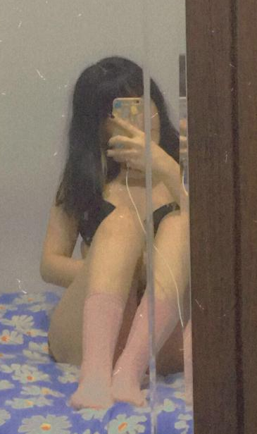 18y.o Gorgeous turkish teen #QcDkKnsf