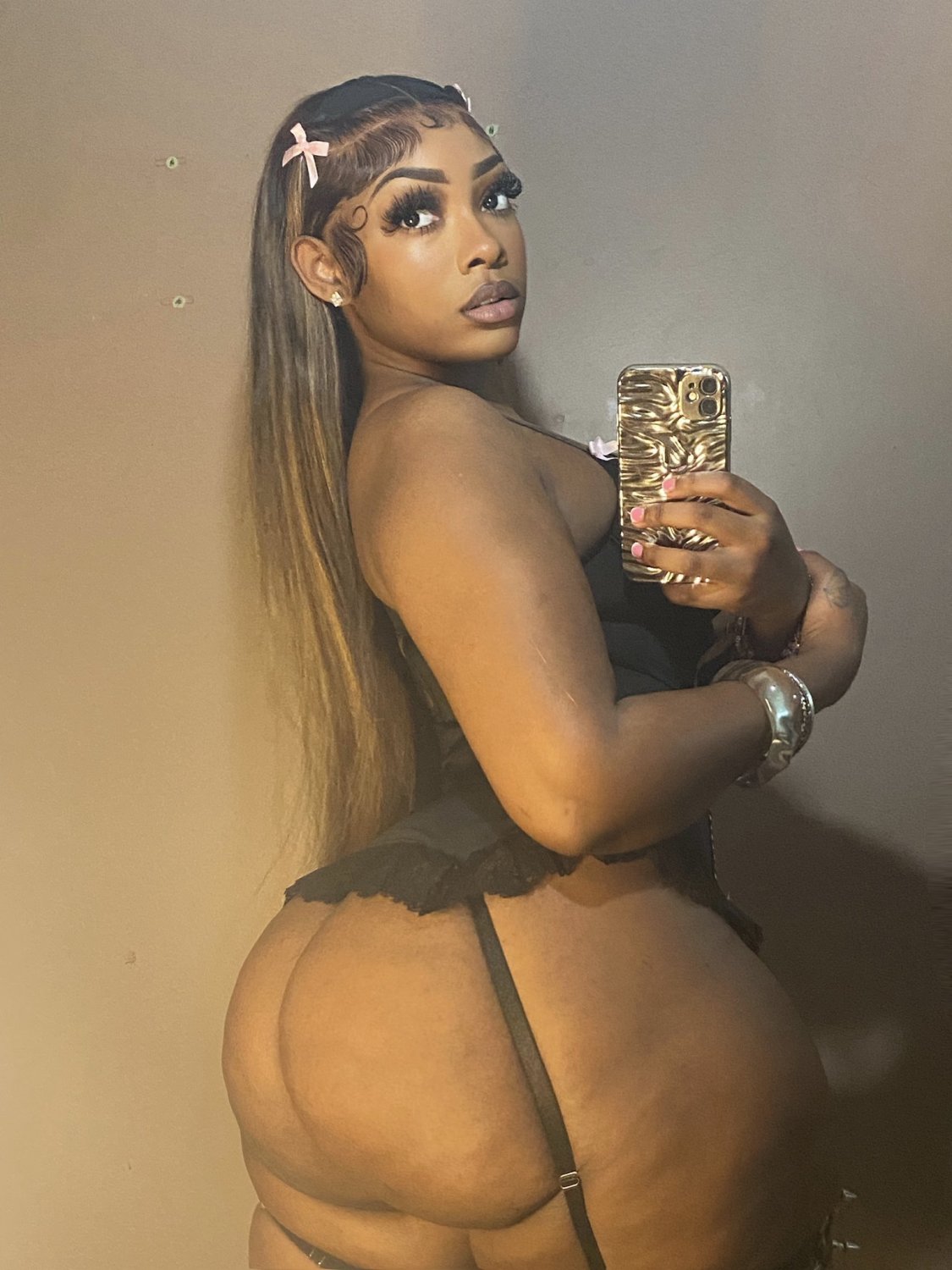 Huge chocolate ass #fzqrVWPf