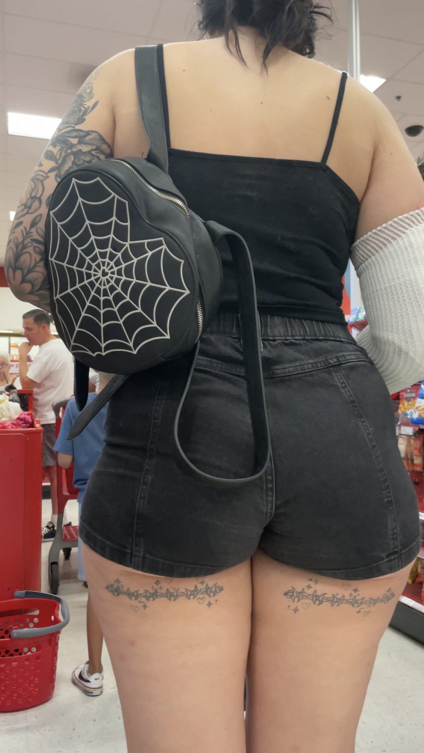 candid goth baddie phat ass #AxaLXdyG