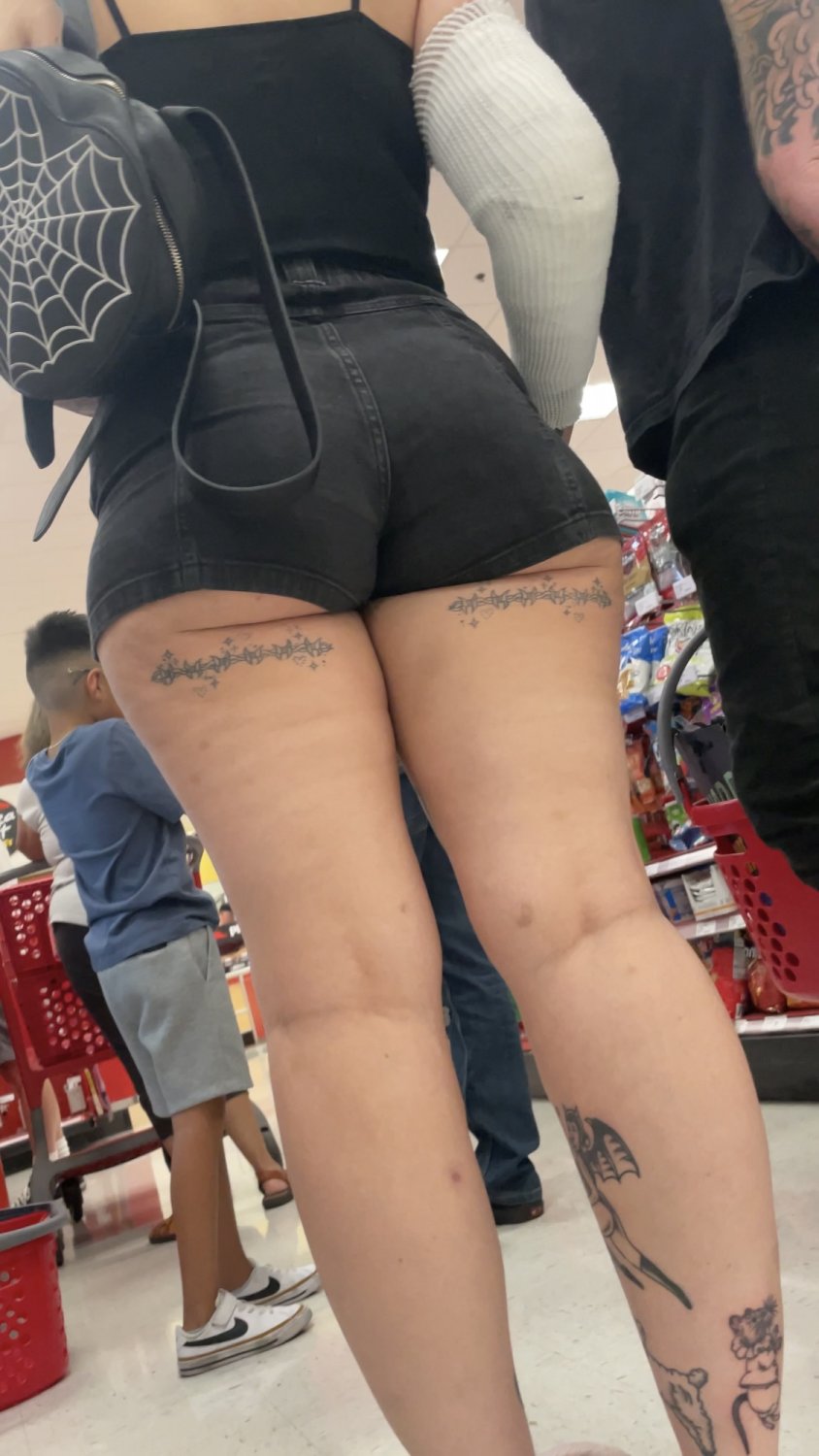 candid goth baddie phat ass #NXRso5ni