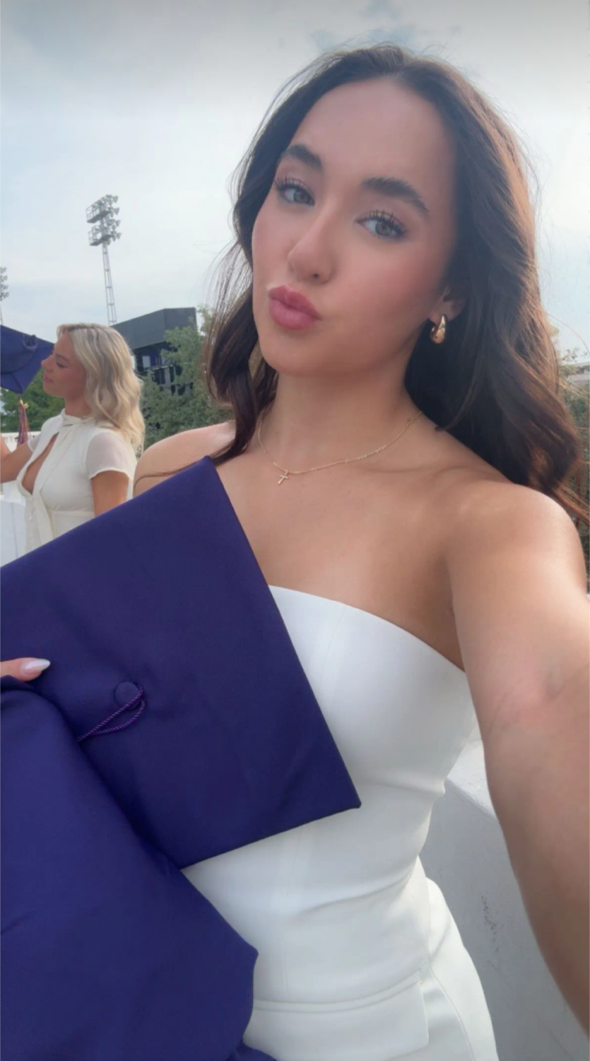 Aleah Finnegan- LSU/Olympic Gymnast (3) #14HmqPDY