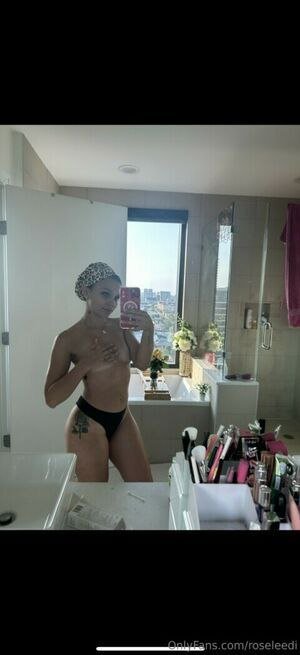 RoseLeedi 👅🍑 #eSaSfJXx