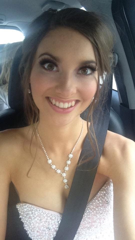 Busty graduation throwback #DC6PHllM