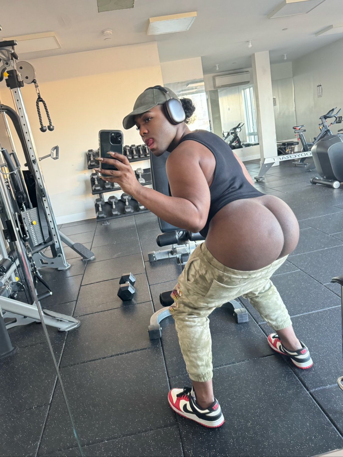 Femboy wet nutty butt 💦🔥❤️ #dO2Ff38J